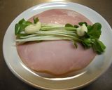 お弁当に♪ﾊﾑかいわれ巻き♪作り方1写真