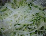大根ときゅうりの　たらこマヨサラダ。作り方1写真