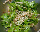わさび菜とえのきの食べるラー油和え作り方5写真