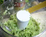 ブロッコリーの芯丸々チョッパーソース作り方2写真