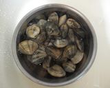 簡単おもてなし料理☆アサリのワイン蒸し☆作り方1写真