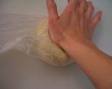 手作り餃子の皮deモチモチ餃子(皮編)作り方3写真