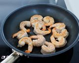【基本のえびのチリソース煮】おうちで本格中華！作り方4写真