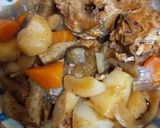 サバ缶の汁でたく肉じゃが作り方5写真