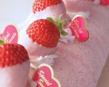 ベビーピンクの苺レアチーズロールケーキ作り方28写真