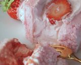 ベビーピンクの苺レアチーズロールケーキ作り方32写真