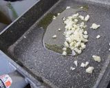 簡単★蒸し野菜のペペロンチーノ作り方3写真