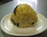 余った玉子ご飯で　半生玉子塩昆布おにぎり作り方6写真