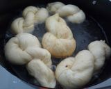 パン屋さん定番のツイストドーナツ作り方5写真