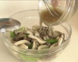 きのこと旬野菜のレンジでヘルシー温サラダ作り方6写真