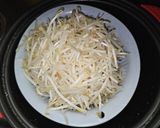 豚ミンチともやしの炒め物作り方1写真