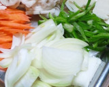 辛旨☆豚肉と蓮根のユイシャン炒め作り方1写真