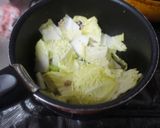 ☆。ピリ辛うま辛 味噌煮込みうどん。☆作り方3写真