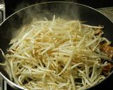 【農家のレシピ】もやしの豚味噌どん作り方4写真