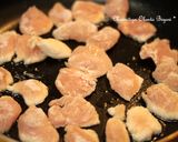 鶏むねと小松菜のこってり味噌マヨ炒め♪作り方4写真