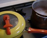 チーズ＆トマト＆パンチェッタソースパスタ作り方3写真