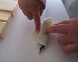 簡単おつまみ！餃子の皮で大葉チーズ巻き❁作り方2写真