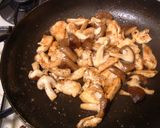 さっぱりコク旨！鶏胸肉と椎茸のレモン醤油作り方4写真