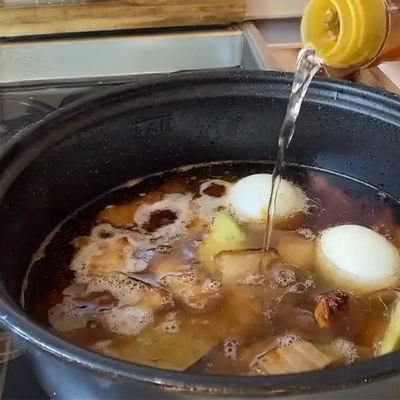 台湾滷肉飯｜氷砂糖と香辛料で作るルーローハン：工程8