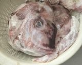 鯛のアラ煮。お酢がミソです。作り方1写真