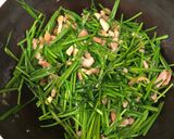 【お庭菜園レシピ】豚ニラ玉炒め作り方3写真