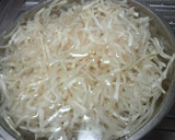 切干大根と油揚げの煮物作り方1写真