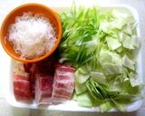 豚肉とキャベツと白滝の炒め物作り方1写真