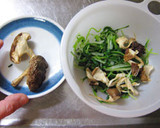 【三つ葉・焼き椎茸の柚子ポン和え】簡単♪作り方2写真