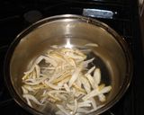 ごぼうと鶏肉のすまし汁作り方2写真