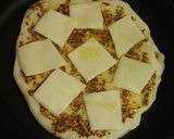 薄力粉で作るマスタードだけの大人のピザ☆作り方2写真