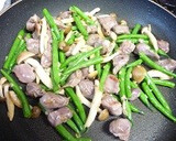 砂肝といんげんの炒め物作り方3写真