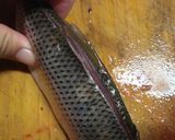魚を三枚おろしにします。作り方8写真