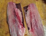 魚を三枚おろしにします。作り方11写真