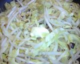母のキャベツ味噌汁meetsバター☆作り方3写真