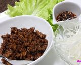 豚肉と筍の甜麺醤炒めレタス包み作り方3写真