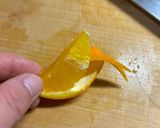 ぴょんぴょんオレンジの飾り切り（娘命名）作り方5写真