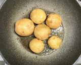 豚ひき肉と新じゃがの煮つけ作り方2写真