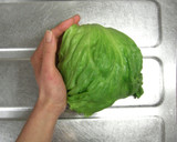 茨城レタスだけ♡こくうまマヨ炒め作り方1写真