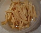 残ったフライドポテトでスペインオムレツ風作り方1写真