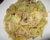 キャベツとマイタケのペペロン風パスタ作り方7写真