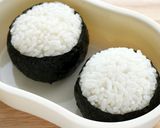 材料３つ★キュートなテントウ虫おにぎり作り方2写真