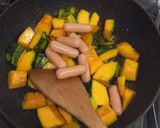 かぼちゃとソーセージのカレー風煮♪作り方3写真