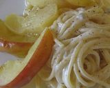 ゴルゴンゾーラパスタのリンゴ生ハム添え作り方5写真