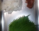 日本酒に合うの〜♡烏賊の梅シソ和え作り方1写真