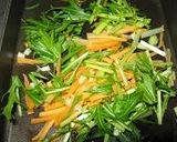 ニンジンと水菜の炒め物作り方1写真