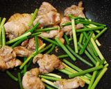 鳥モモ肉とニンニクの芽白湯あんかけソース作り方3写真