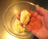 水の代わりにチーズの水分で作るうどん麺作り方6写真