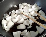 安い早い簡単!新玉ねぎとカニカマの玉子丼作り方4写真