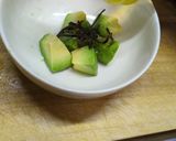 【副菜】アボカド塩昆布ごま油作り方6写真