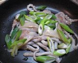 簡単すぎ？イカゲソのねぎ塩炒め作り方2写真